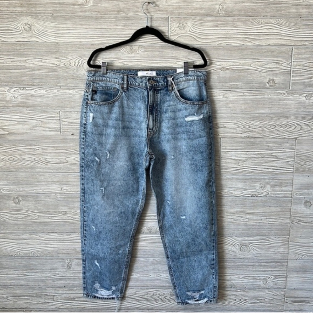 KanCan NWT relaxed fit acid wash distressed jeans 15/31